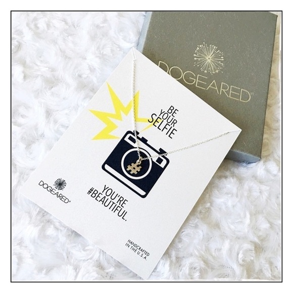 NWT Sterling Silver “Be Your Selfie” Hashtag Necklace - Picture 1 of 3